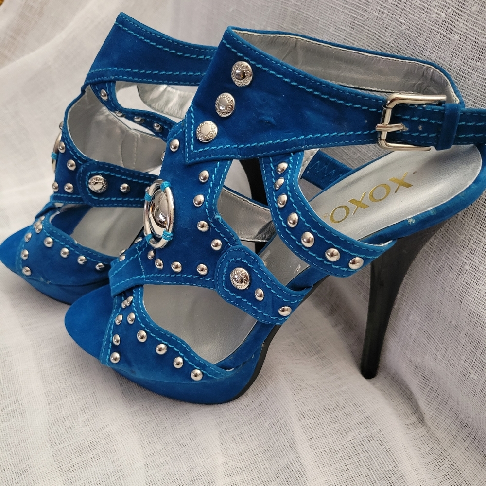 NEW Sexy Royal Blue Heels